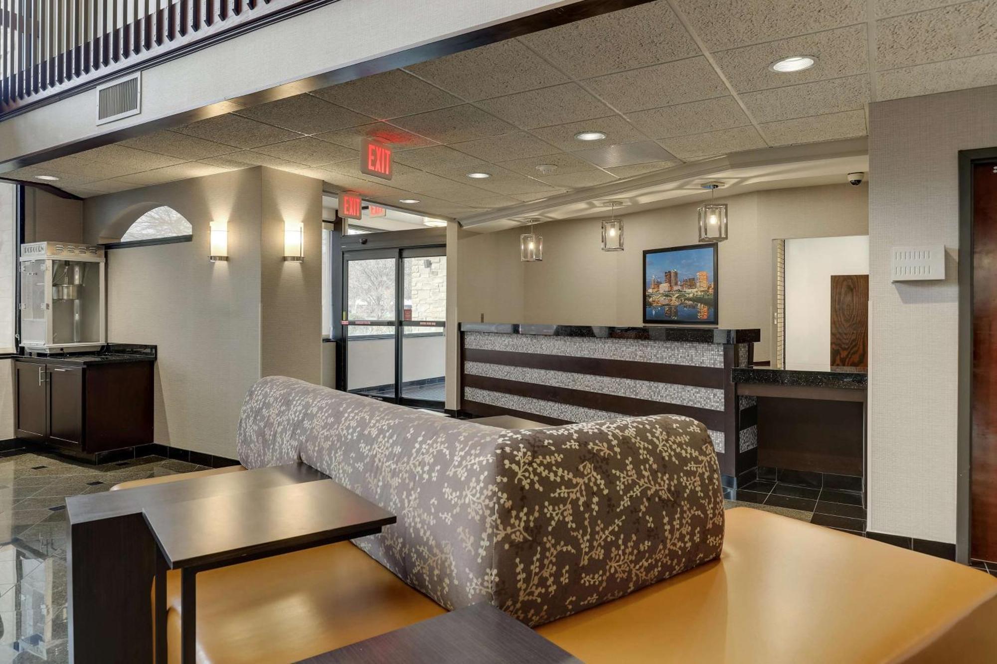 Drury Inn & Suites Columbus Dublin Exterior photo