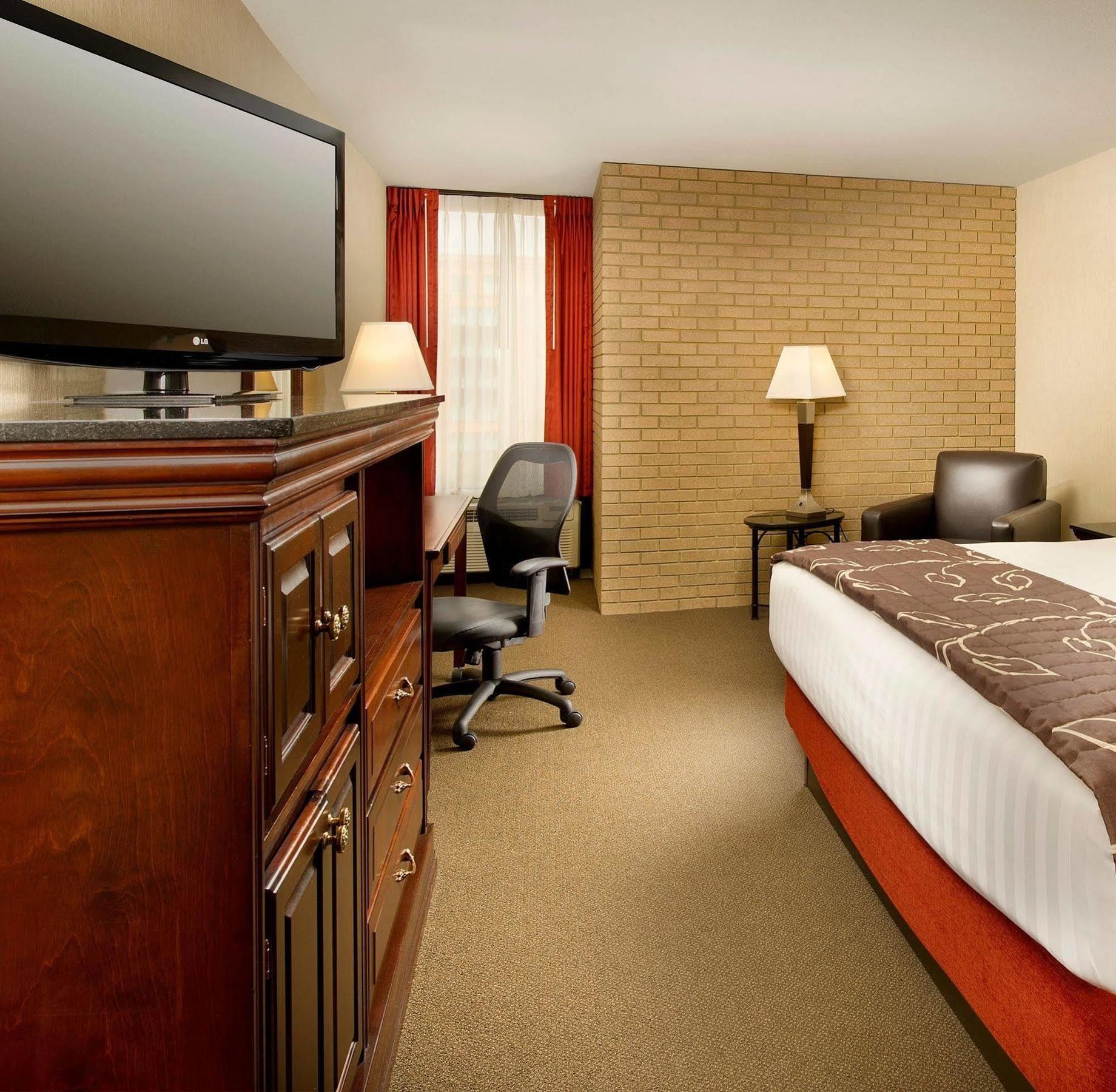 Drury Inn & Suites Columbus Dublin Exterior photo